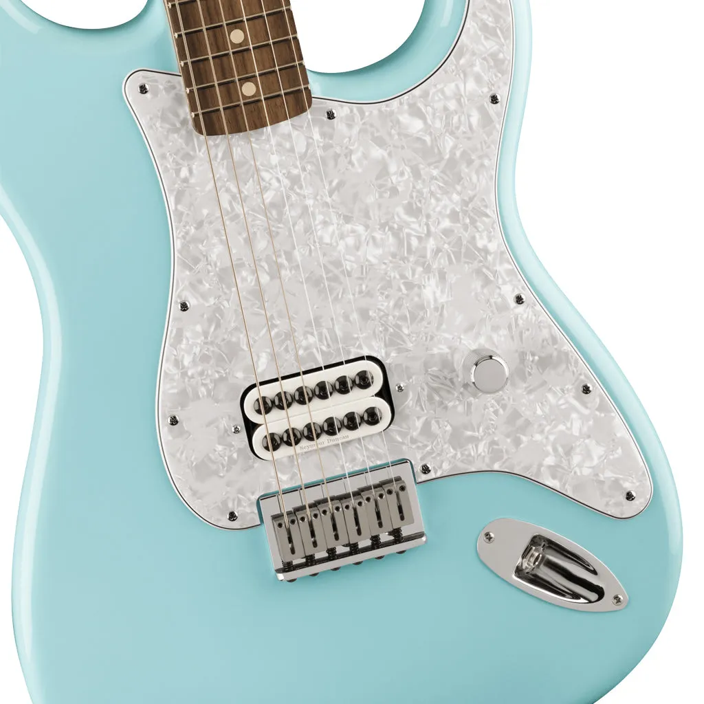 Fender Limited Edition Tom Delonge Stratocaster, Rosewood Fingerboard, Daphne Blue