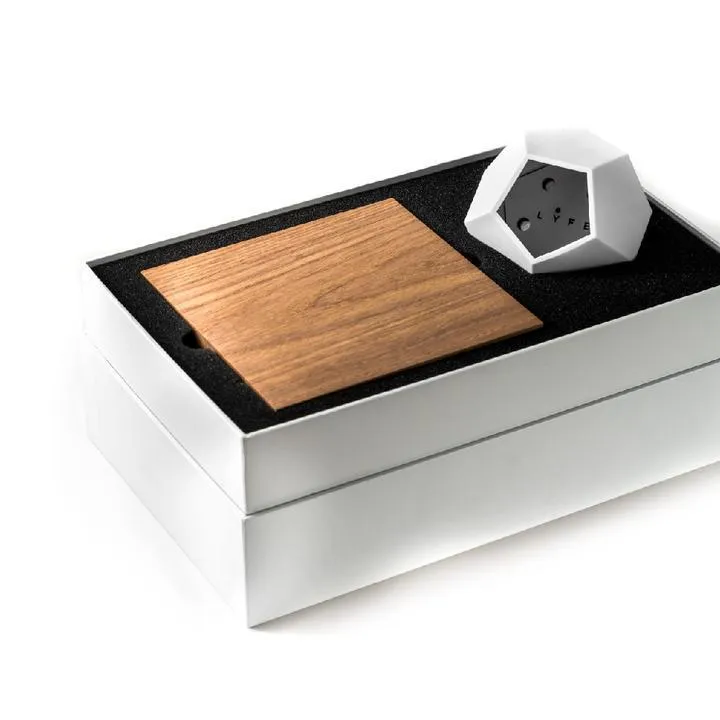 Flyte Lyfe Plant, Oak