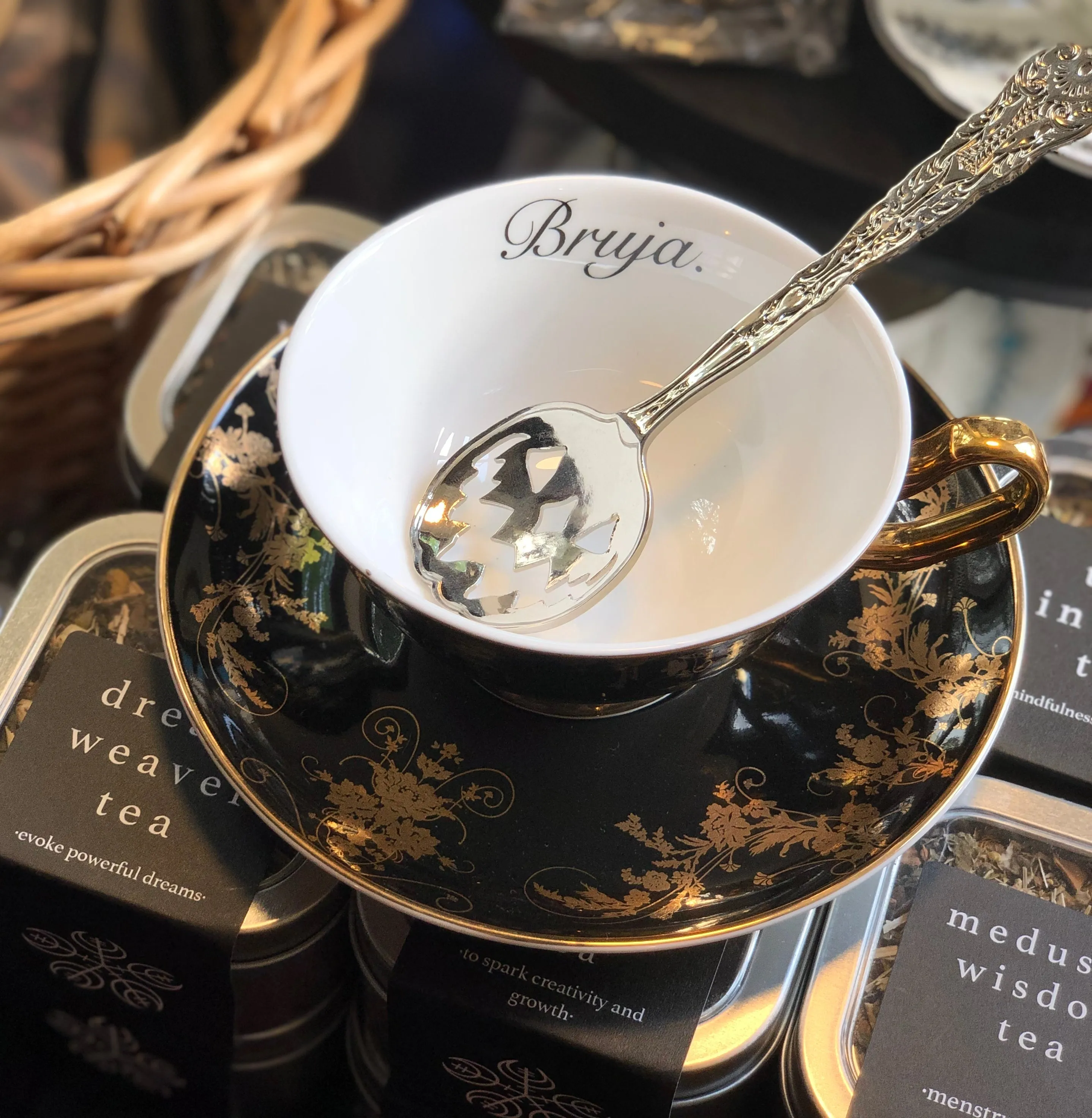 Haunted Hallows Tea Spoon - Lively Ghosts