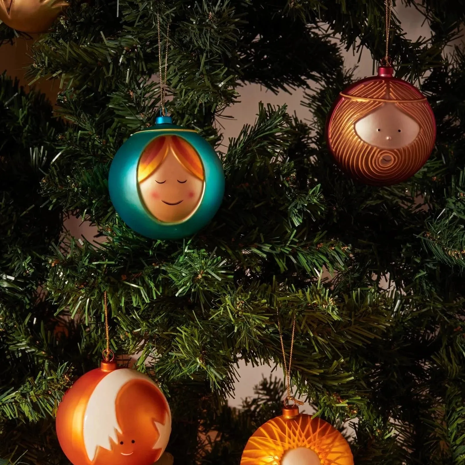 Madonna Christmas Tree Bauble