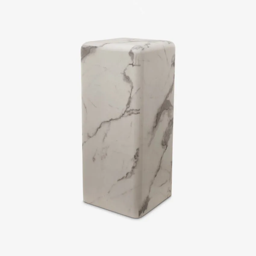 Polspotten | Marble Pillar