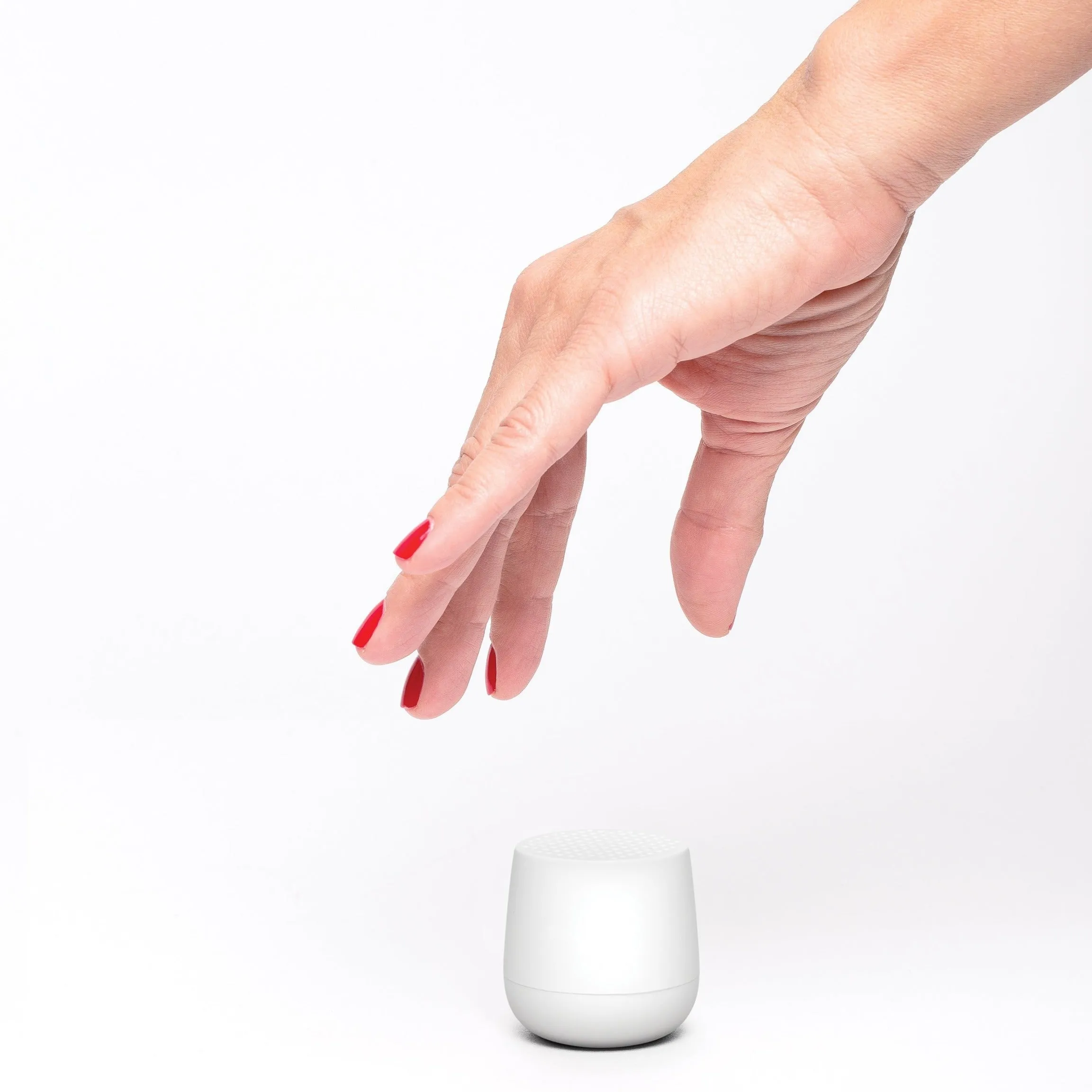Portable Bluetooth Speaker | Mino  | Matt White