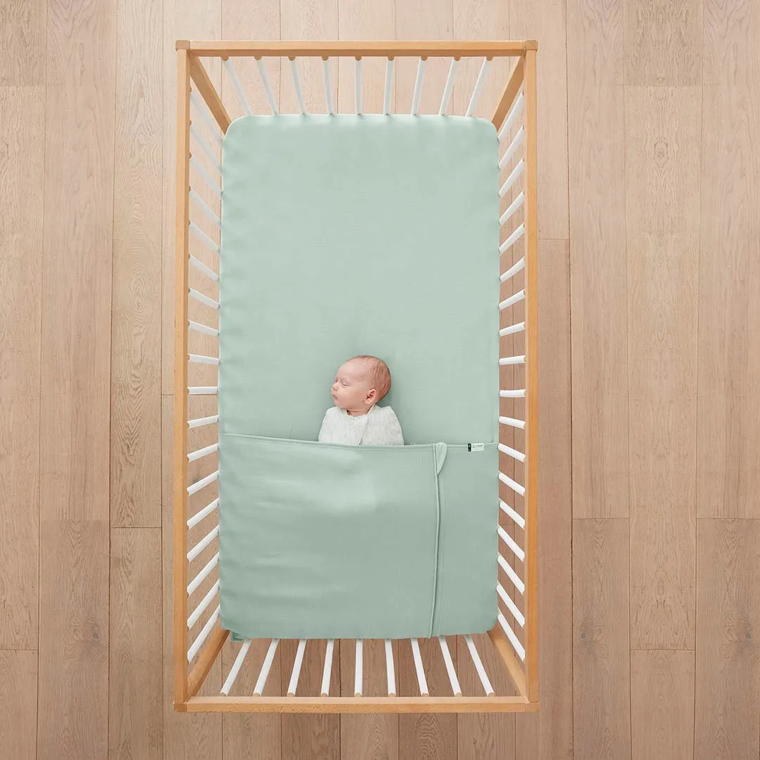 [Preloved] - ergoPouch Organic Cot Tuck Sheet/Blanket - Sage