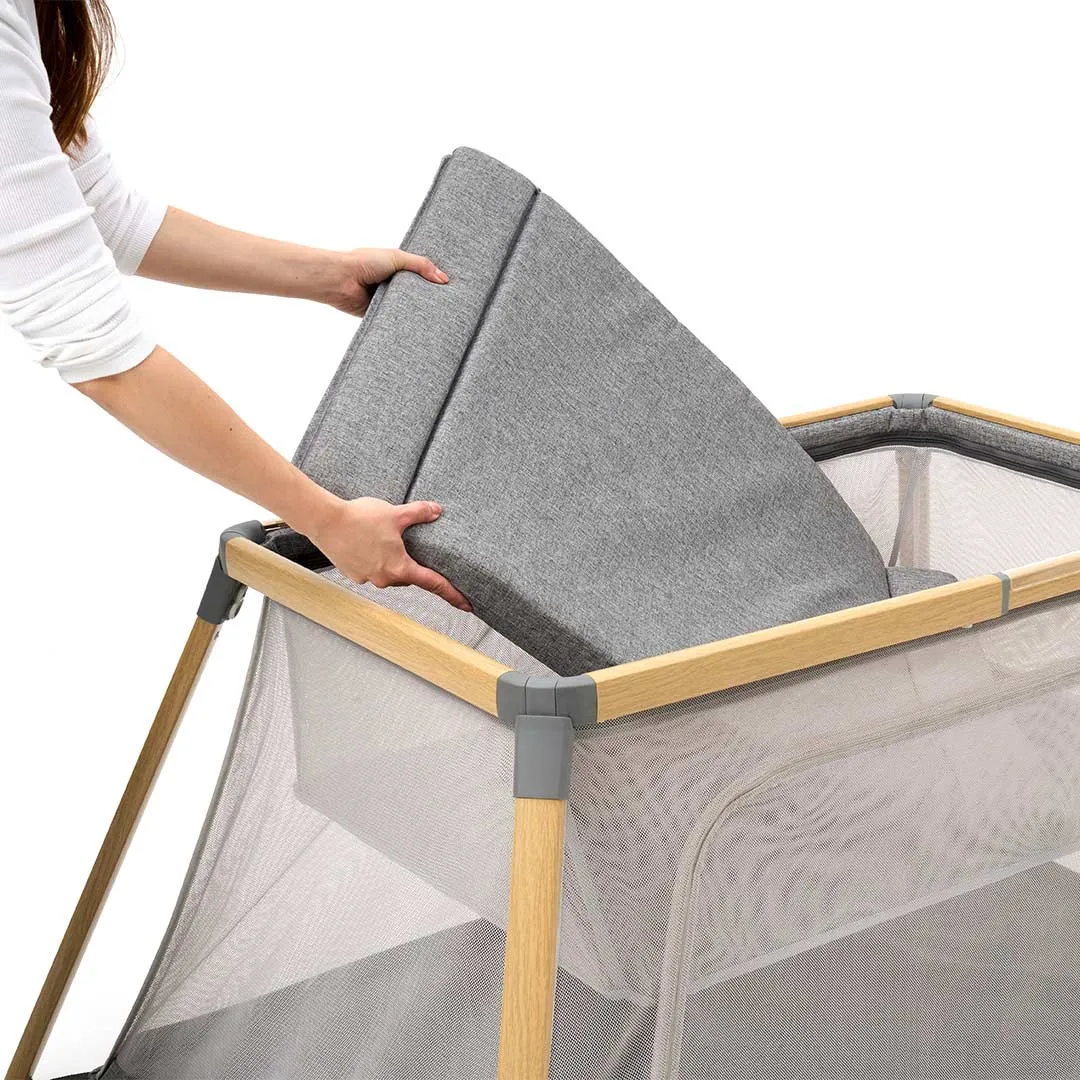 Tutti Bambini CoZee Go - Oak / Charcoal