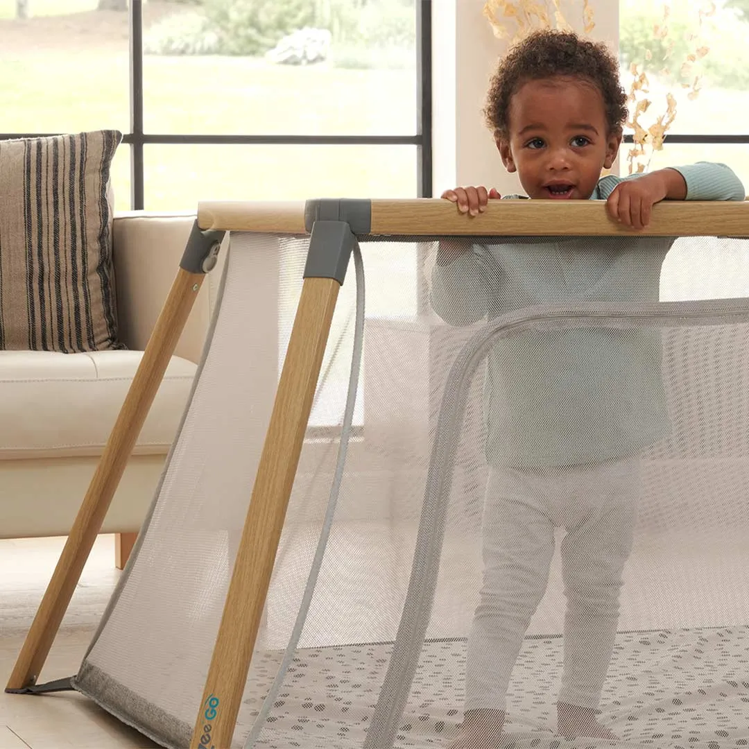 Tutti Bambini CoZee Go - Oak / Charcoal