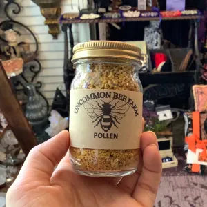 Uncommon Bee - Pollen